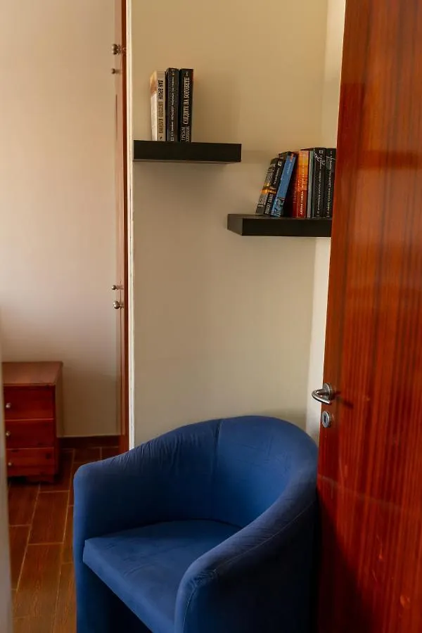 Stay Gold Feathers Apartment Айя-Напа