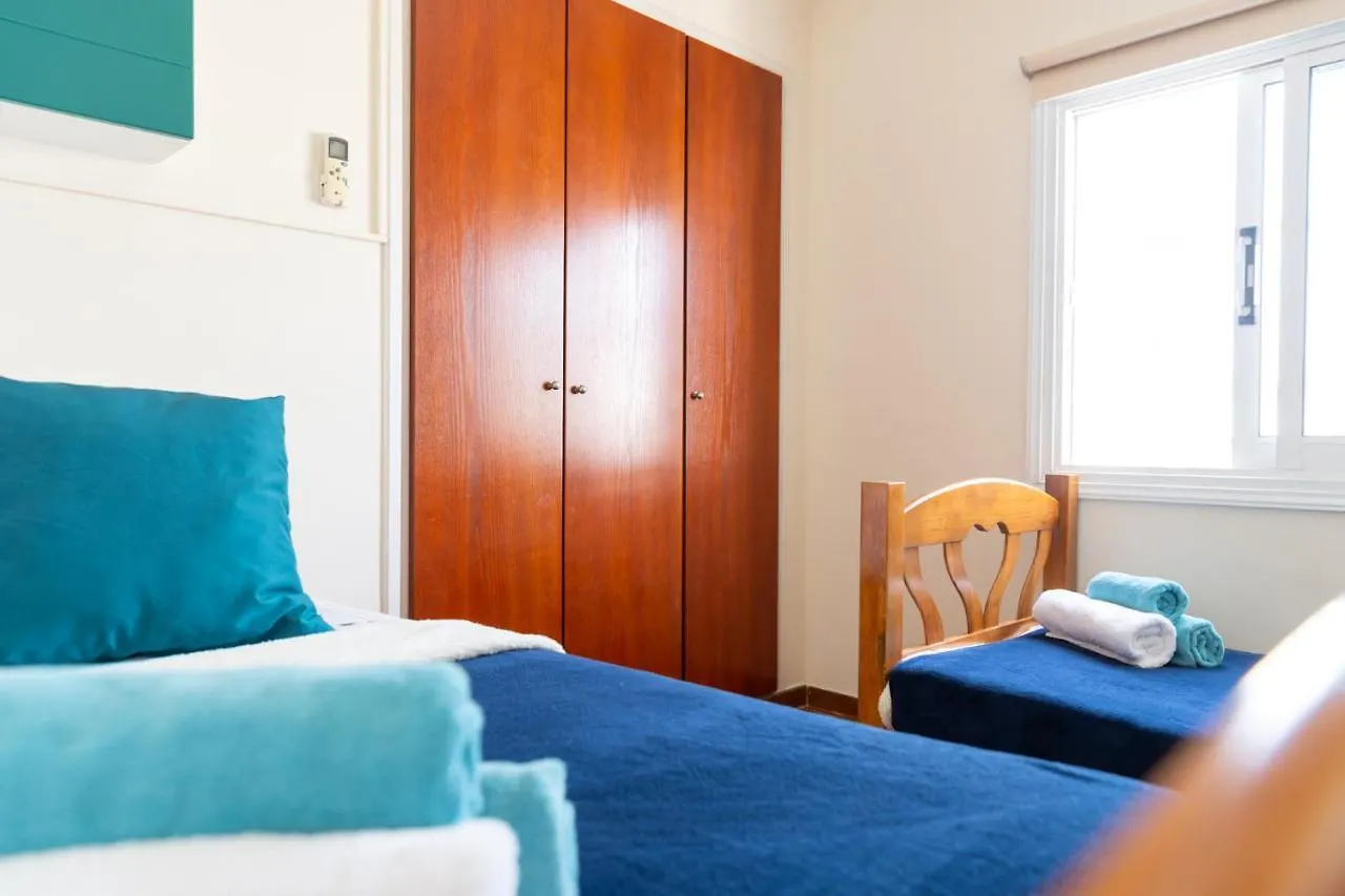 Stay Gold Feathers Apartment Айя-Напа