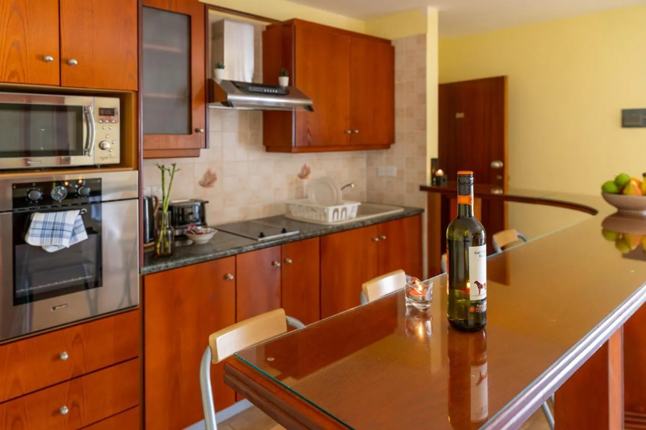 Stay Gold Feathers Apartment Айя-Напа Кипр